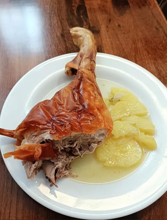 comer-cochinillo-en-segovia